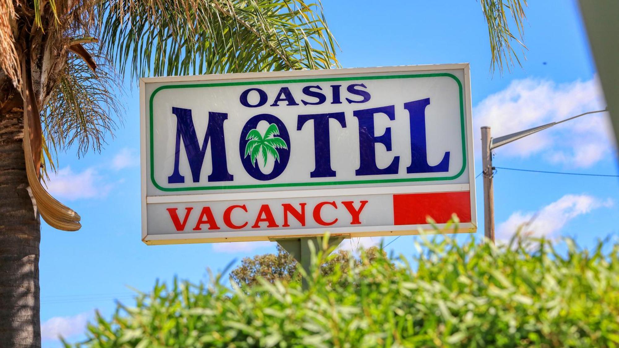 Peak Hill Oasis Motel المظهر الخارجي الصورة