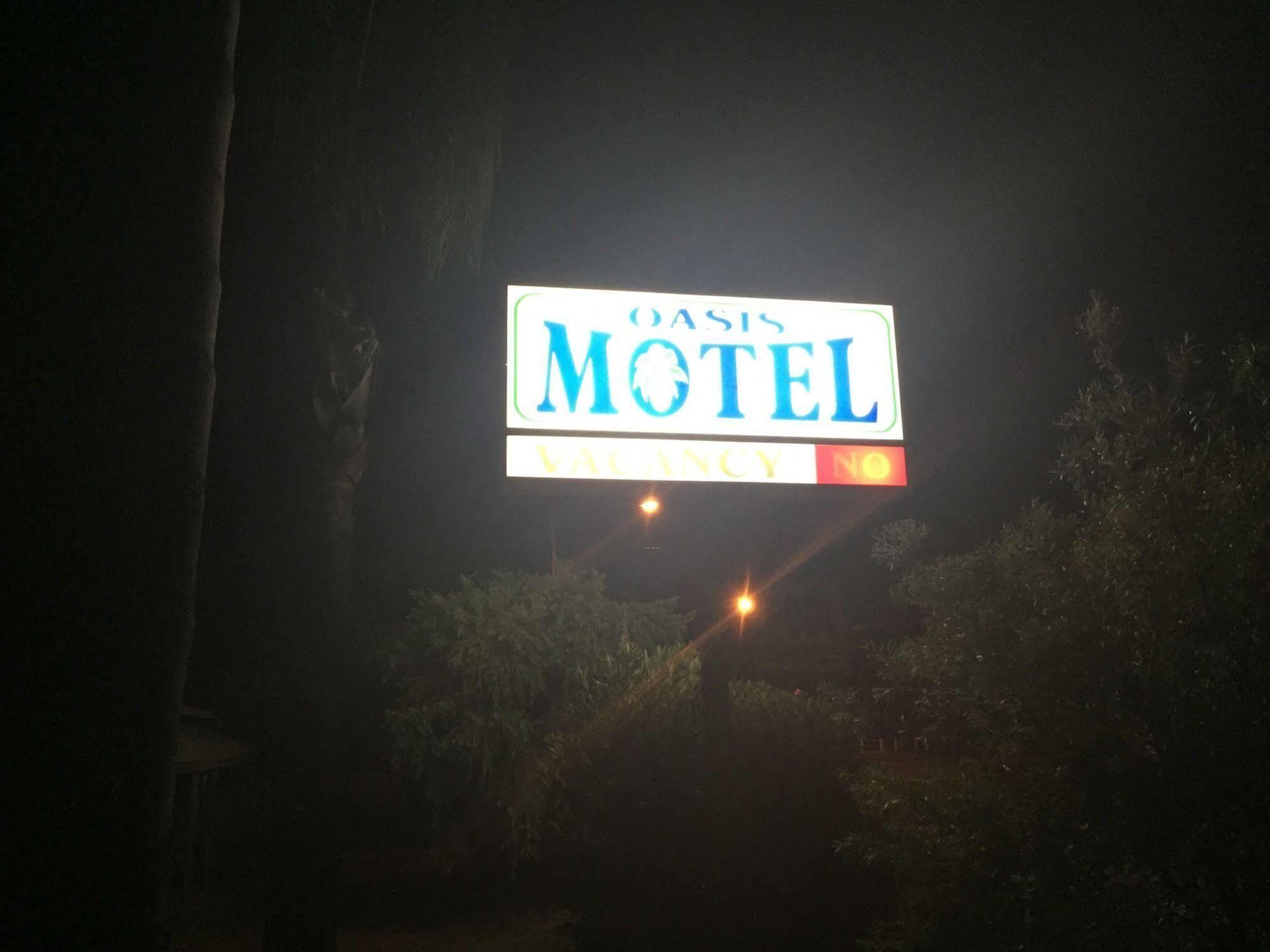 Peak Hill Oasis Motel المظهر الخارجي الصورة